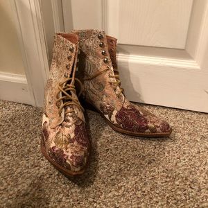 COPY - Jeffrey Campbell embroidered boots